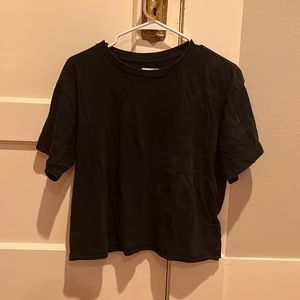 Thread and supply medium short t shirt!